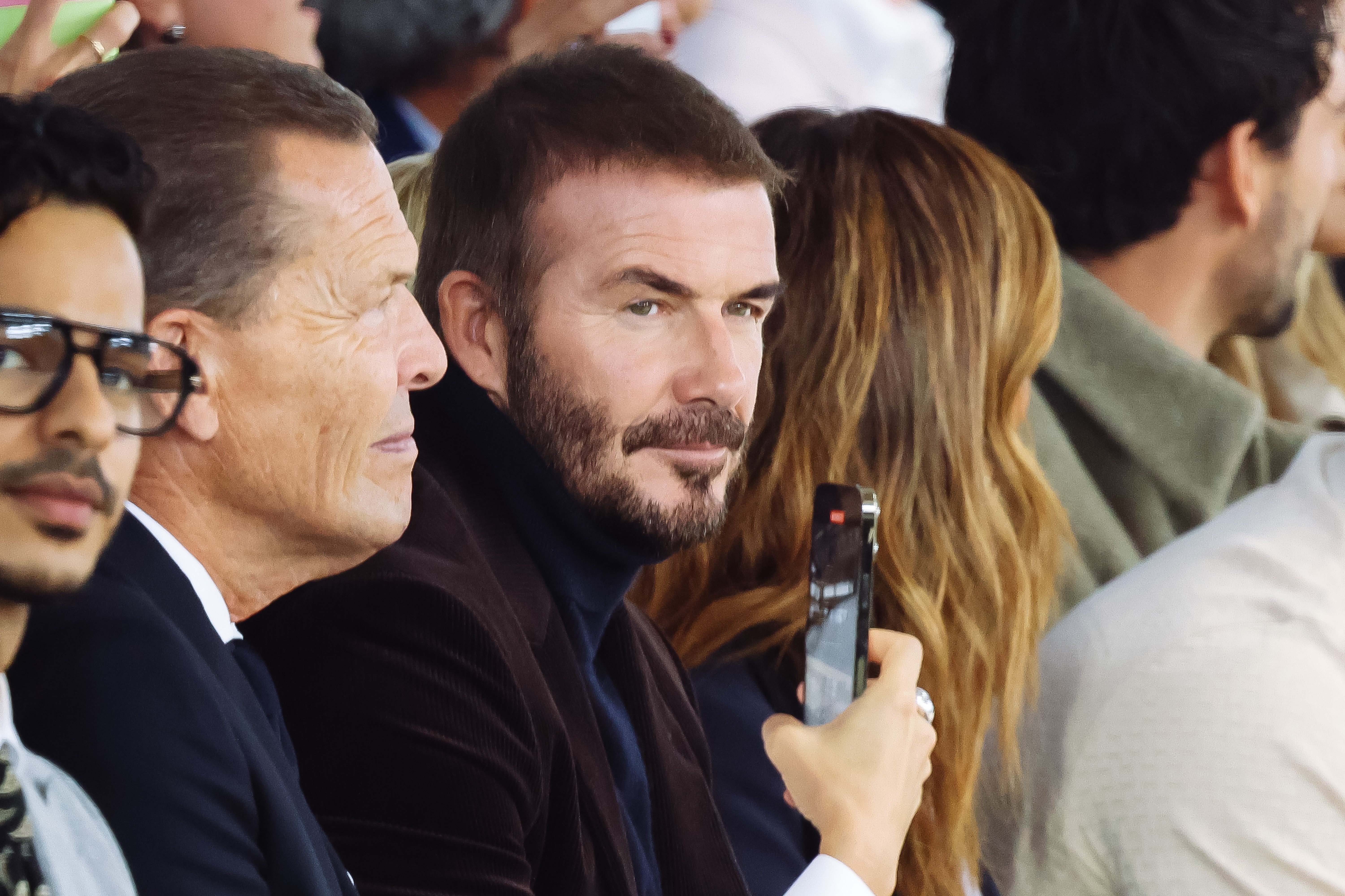 kaiyun-曼晚：贝克汉姆夫妇计划在乡村住宅的池塘安装串灯，遭邻居反对