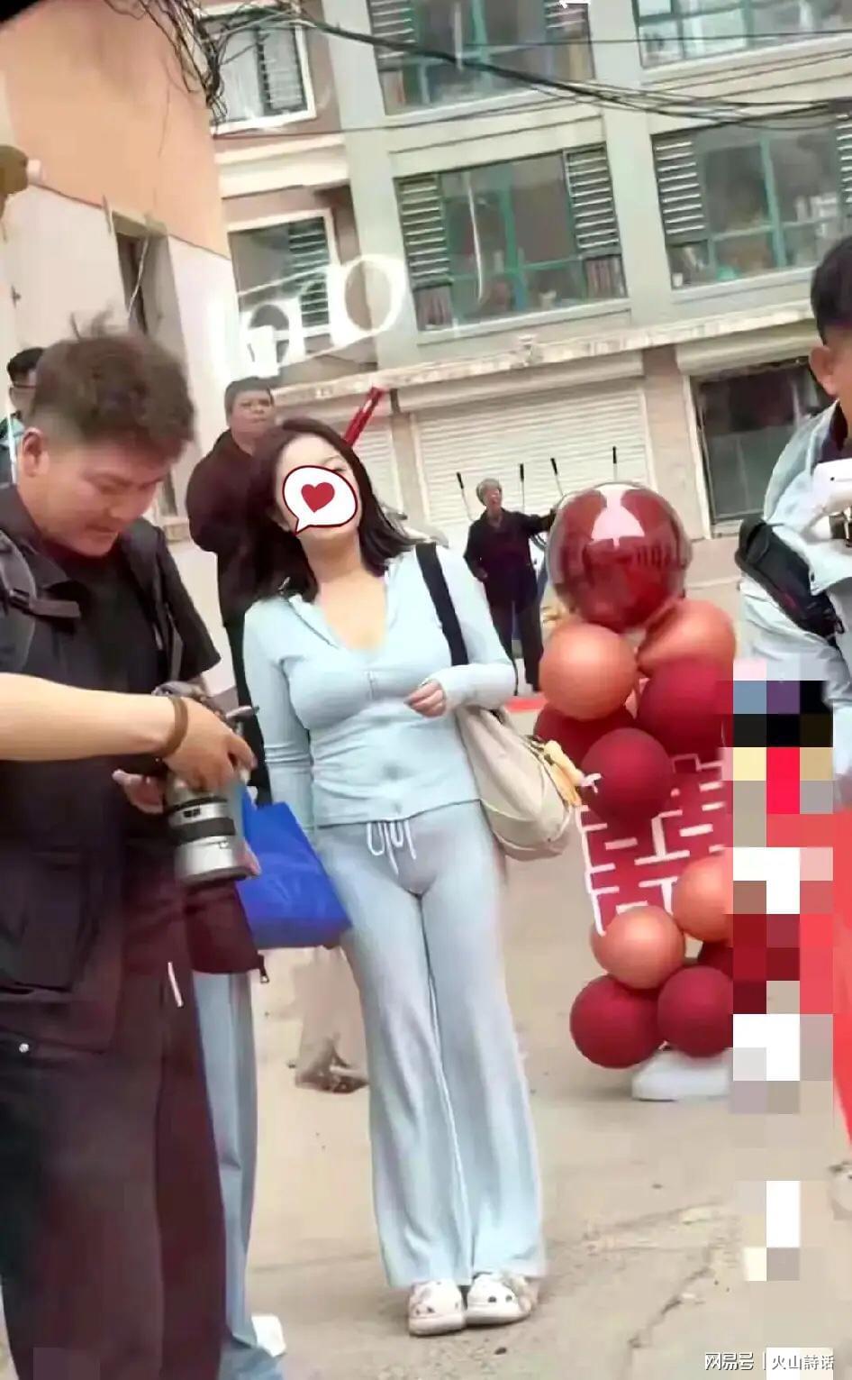 开云体育-尴尬！网红神裤成审美灾难，网友称市场有需求，有些人恨不得裸奔